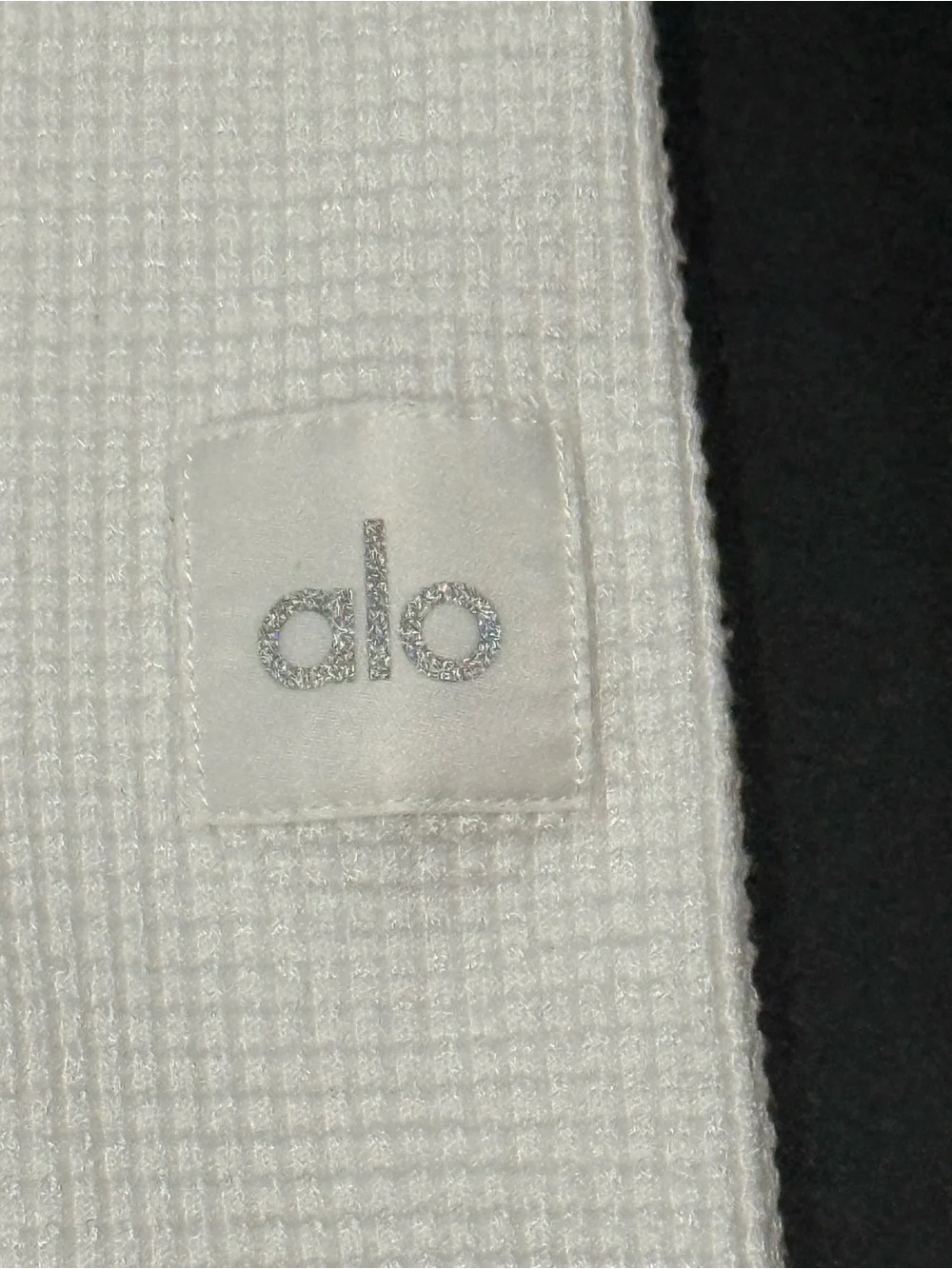 ALO Women’s Yoga Cream Turtleneck Waffle Knit Sweater Size:Small